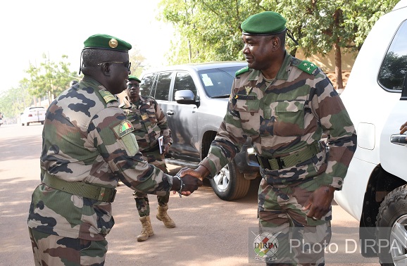 Visite de Commandement : Le CEMGA dans la 3ème région militaire