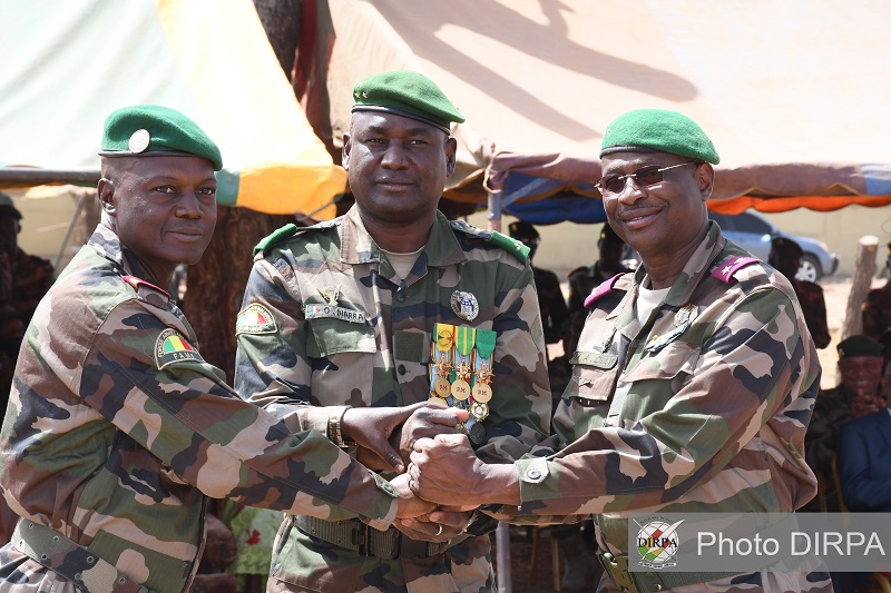 DCSSA : Le Colonel major Guédjouma prend le flambeau