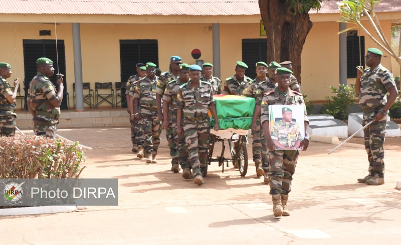 Deuil : L’Armée et toute la Nation rendent hommage au Lieutenant-colonel Mamadou KONATE