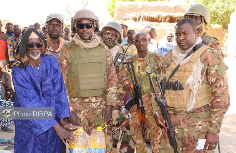Farabougou : Le Commandant du Secteur 5 de l’Opération « Maliko » félicite ses éléments pour leur bravoure