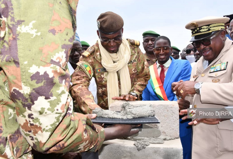 Koutiala : Le ministre de la Défense et des Anciens Combattants pose la première pierre du nouveau Camp militaire