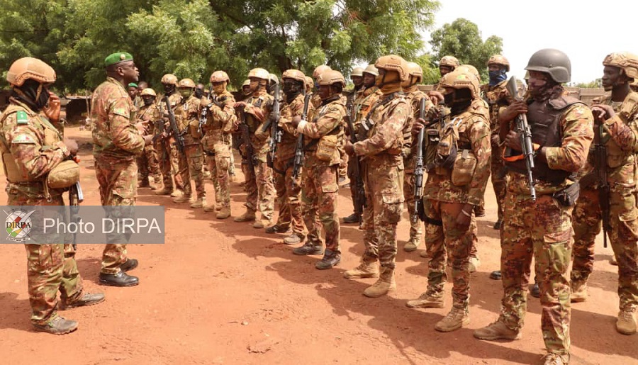 Kimparana : Le Com-Secteur 5 de l’Opération « Maliko » fête l’Aïd Elkebir avec ses hommes