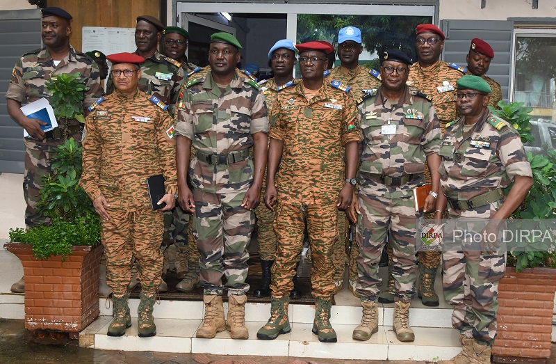 Collaboration militaire : La visite du chef d’Etat-major Général des Armées burkinabè au Mali