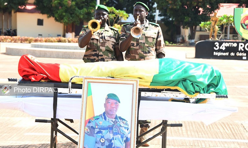 FAMa : Les derniers hommages de la Nation au Feu Colonel Oumar Traoré