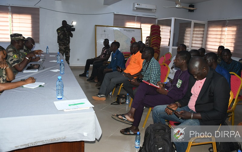 DIRPA : Les Blogueurs de Bamako édifiés sur les effets de la désinformation en temps de crise