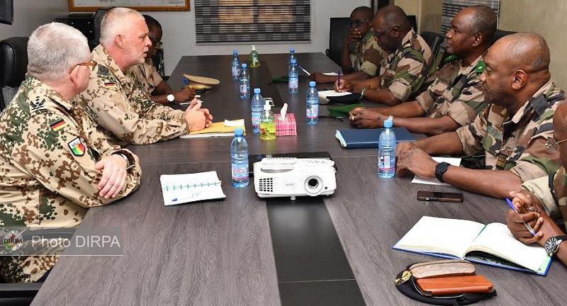 Coopération : L’Attaché de Défense de la République Fédérale d’Allemagne au Mali fait ses adieux au CEMGA