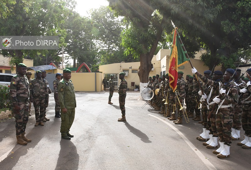 Coopération : Le Chef d’Etat-major Général des Armées Nigériennes au Mali