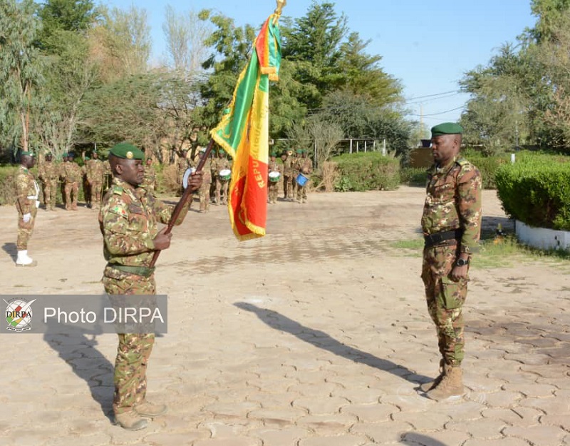 Tombouctou : Prise de fonction du nouveau commandant du 52ème Régiment d’Infanterie Motorisée.