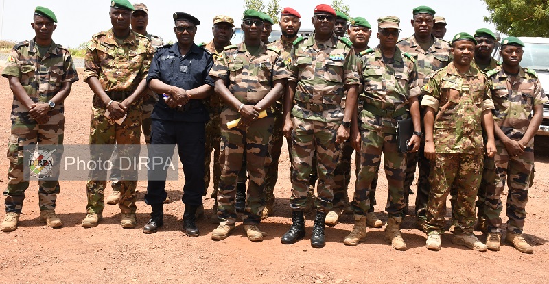 Koulikoro : Le Chef d’État-major Général Adjoint des Armées à l’Ecole d'Application des Officiers (EAO)