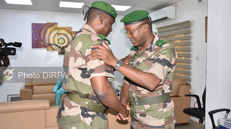 EMGA : le Colonel-major Faraban Sangaré arbore les épaulettes de Général