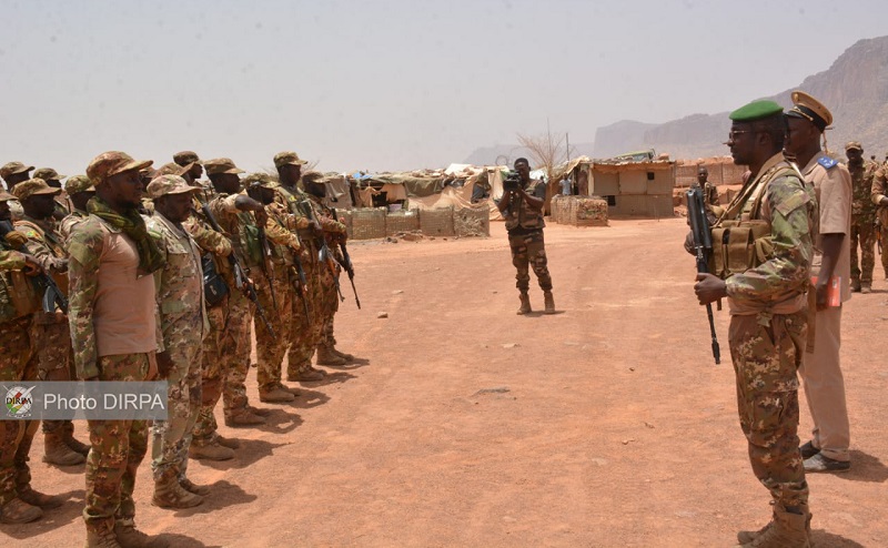 RM6 : Le Commandant du Secteur 4 de l'Opération Maliko en visite de terrain