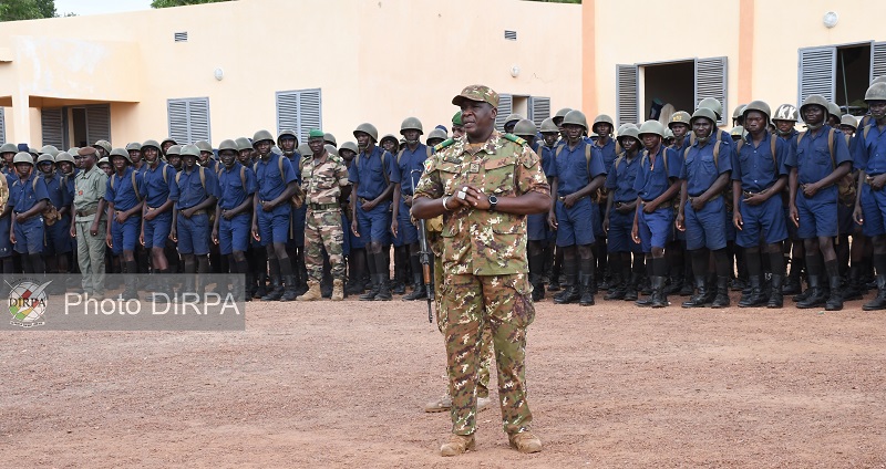 Zone de défense N°8 : visite d'autorité du Colonel Adama A DIARRA dans la région de Bougouni