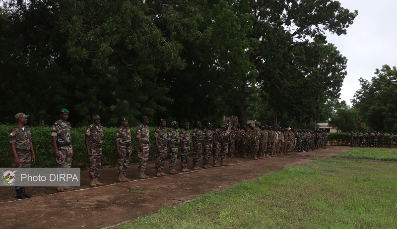 Cérémonie aux Couleurs : la 2ème Région Militaire respecte la Tradition