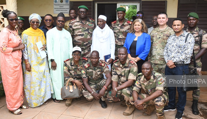 DCSSA : Fin de formation des laborantins militaires et la cérémonie de remise officielle de l’appareil GeneXpert