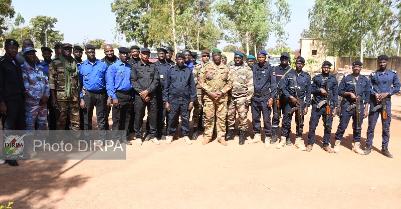 8ème Région Militaire : Le Commandant de zone en visite d’autorité