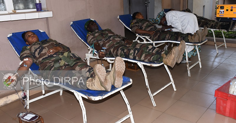 ARMEE : LES FAMa AU SECOURS DU CENTRE NATIONAL DES TRANSFUSIONS SANGUINES ARMEE : LES FAMa AU SECOURS DU CENTRE NATIONAL DES TRANSFUSIONS SANGUINES