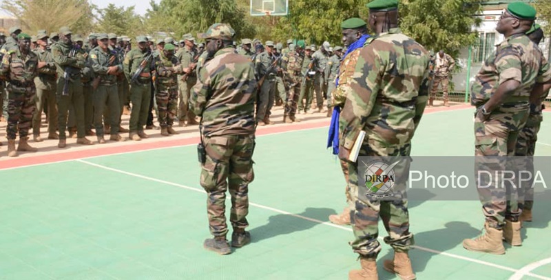 Gao: Visite du Directeur adjoint des écoles militaires aux stagiaires du CIA (Certificat Inter - Armes) Gao: Visite du Directeur adjoint des écoles militaires aux stagiaires du CIA (Certificat Inter - Armes)