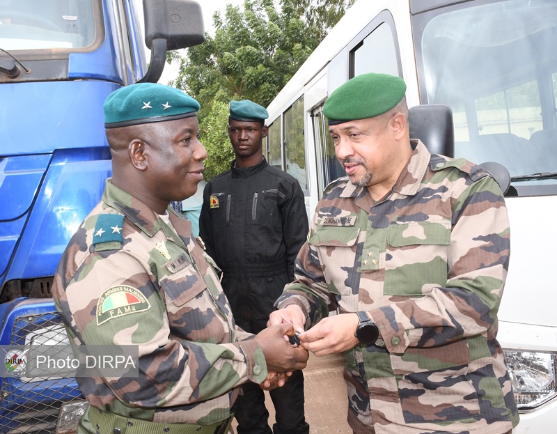GRM : Remise des matériels roulants à la Gendarmerie Nationale