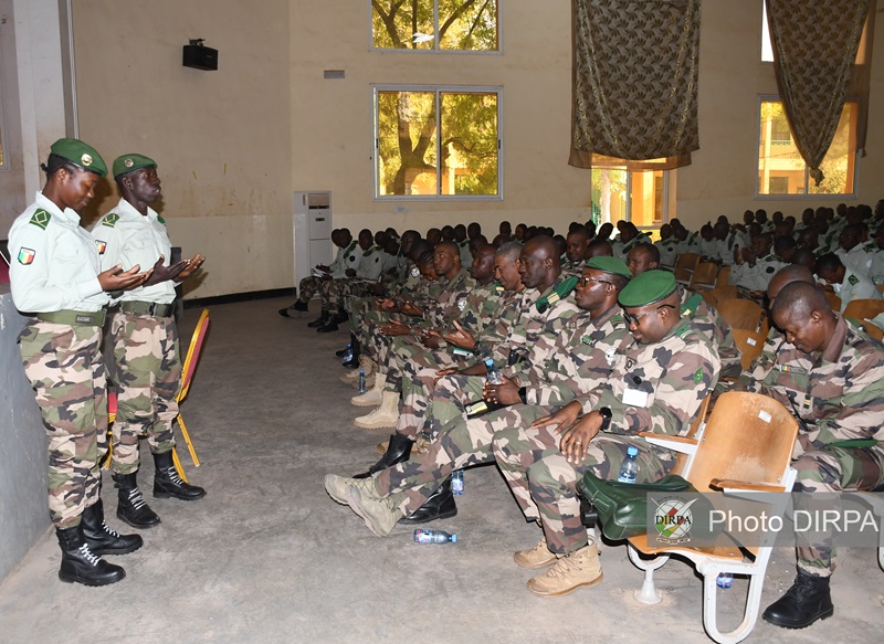 Conférence du CEMGA à l’endroit de la 46ème promotion de l’Ecole Militaire Interarmes