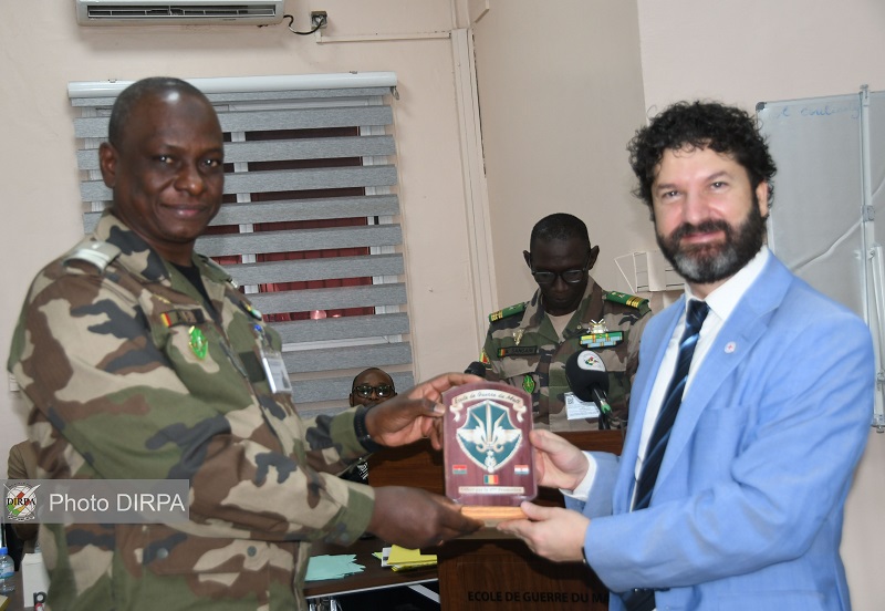 EGM : Le CICR en atelier de formation de haut niveau sur l'intégration du DIH dans la planification stratégique en faveur des auditeurs de l'Ecole de Guerre du Mali