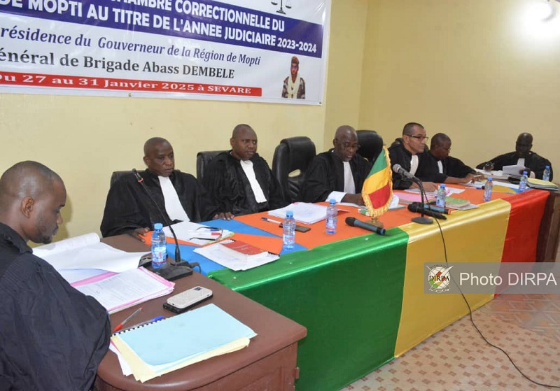 Région Militaire N°6 : la toute première session ordinaire de la chambre correctionnelle du Tribunal Militaire.