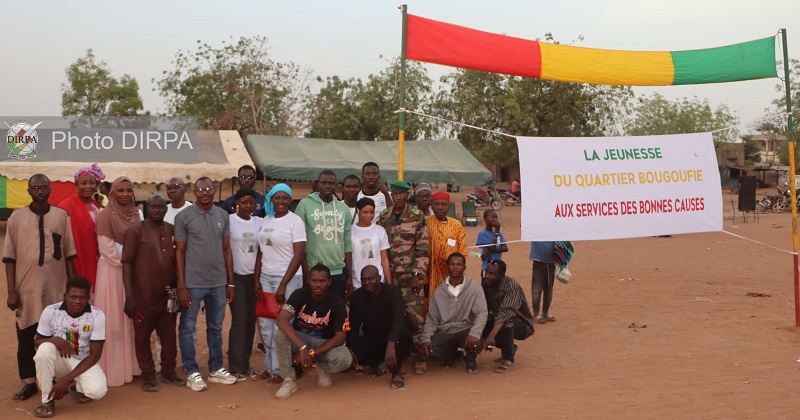 Sensibilisation sur l’armée : Une initiative citoyenne à Bougoufié dans la région de Segou