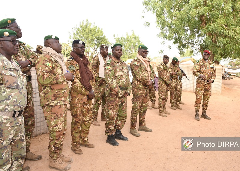EMGA : Le Chef d'Etat-Major Général Adjoint en visite d'autorité à Kimparana, San et Tominian