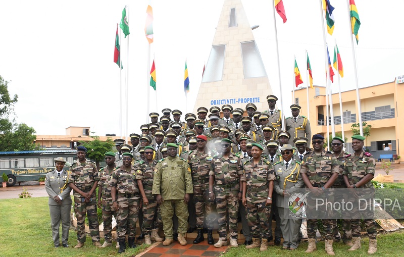Ecole militaire d’administration : 120 officiers d’administration prêts à servir