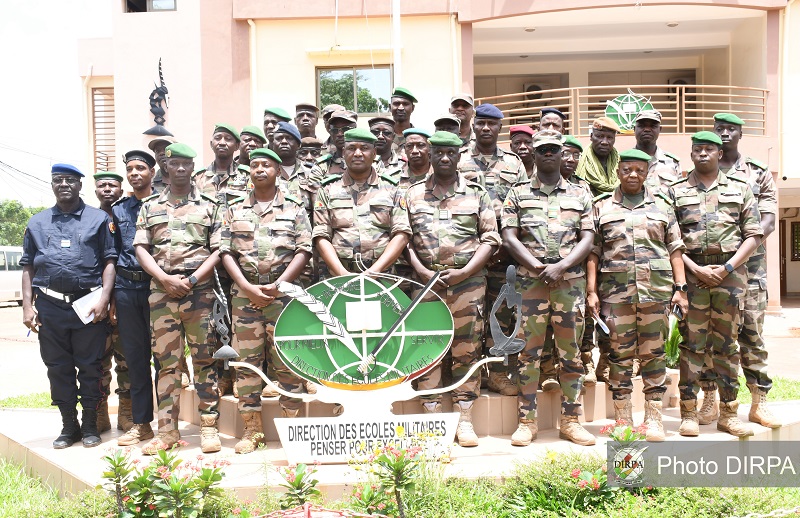 DEM : Le CEMGA partage sa vision avec les Officiers Stagiaires