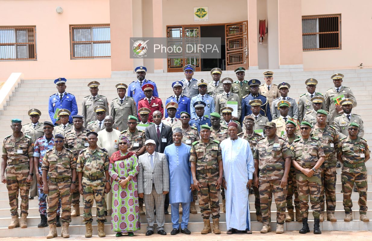 ECOLE DE GUERRE DU MALI : la 5e promotion, un nouveau vivier de stratèges africains reçoit ses brevets