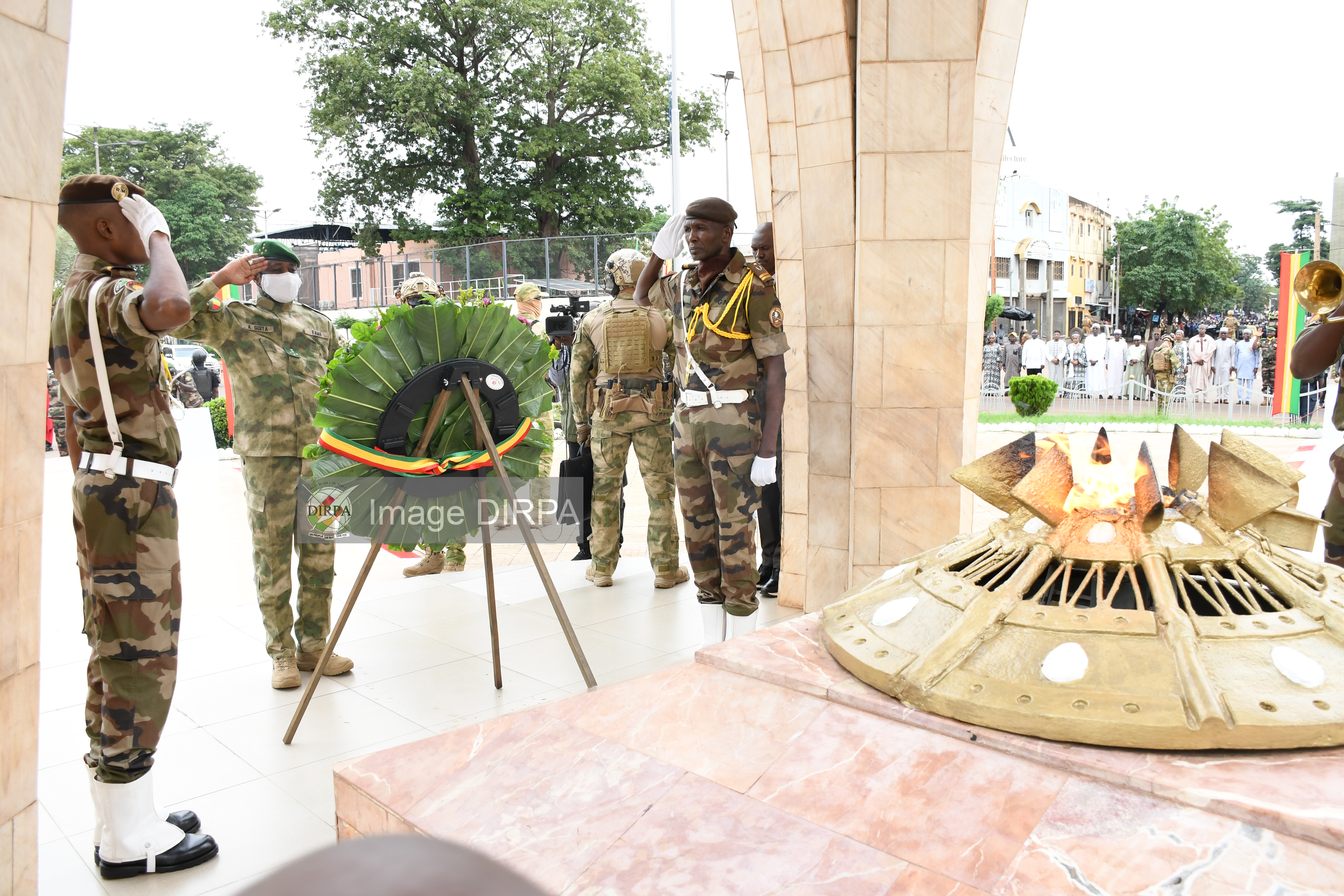 FESTIVITÉS DU 22 SEPTEMBRE 2026 : le Président de la Transition dépose la gerbe de fleurs au Monument de l’indépendance  Le Mali a célébré, ce mardi 22 septembre 2026, le 66ᵉ anniversaire de 