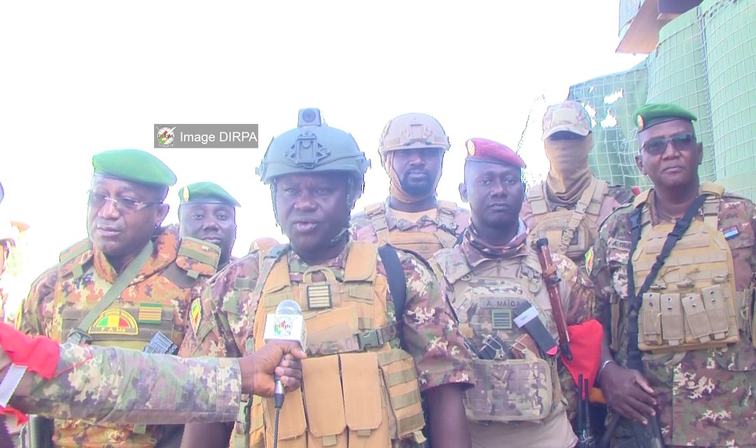KIDAL : visite d’autorité du Commandant du théâtre Est de l’Opération DOUGOUKOLOKO